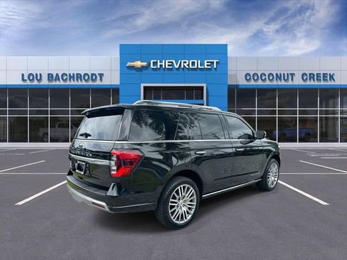 Used 2022 Ford Expedition Platinum AWD/4WD image 8