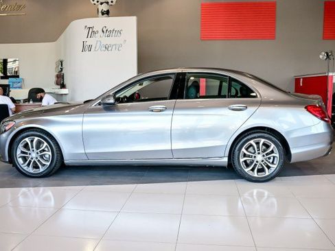 Used 2015 Mercedes-Benz C 300 4MATIC Sedan image 8