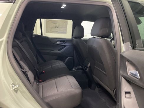 New 2026 Chevrolet Equinox LT w/ Safety and Technology Package image 32