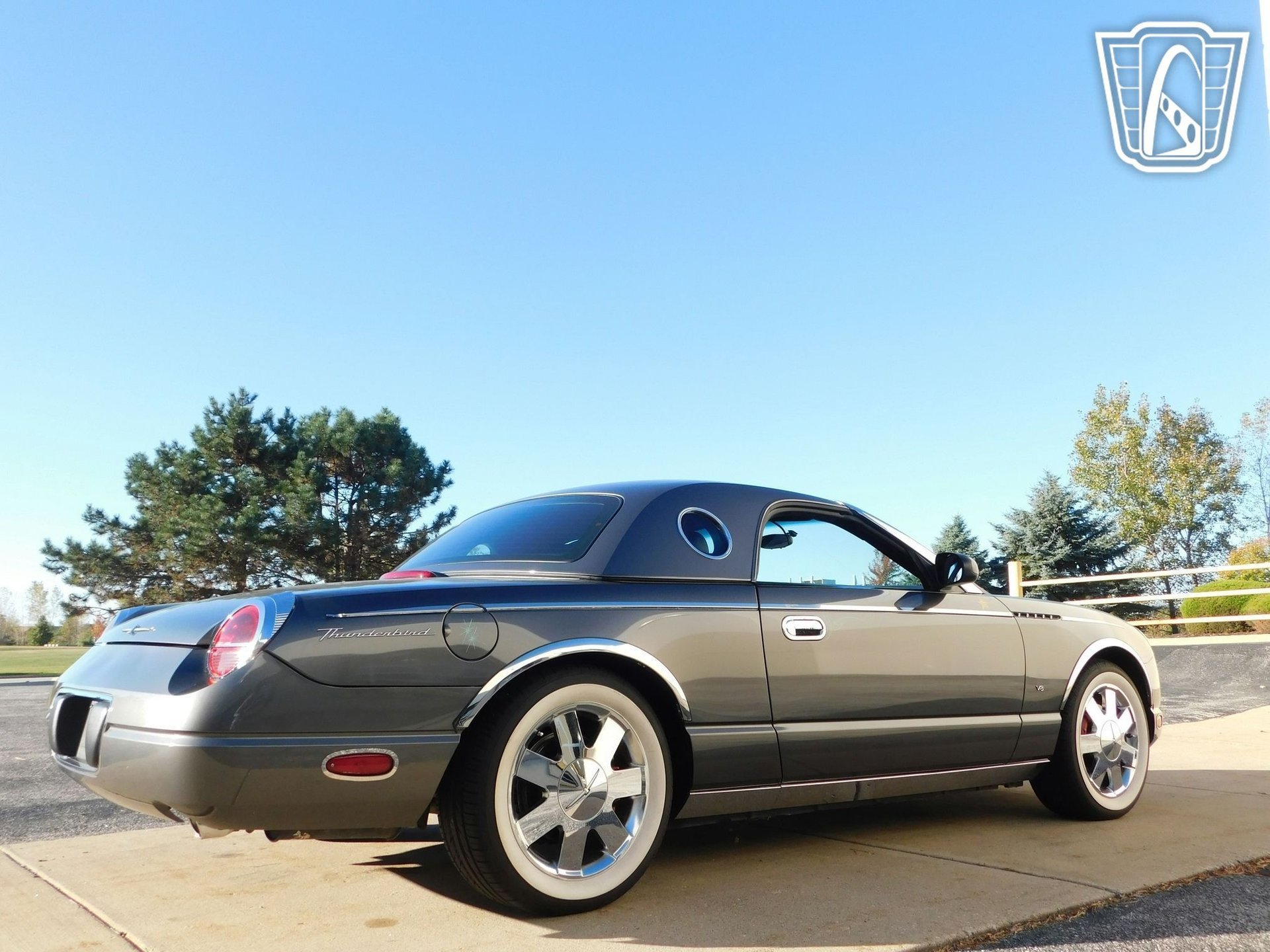Used 2003 Ford Thunderbird RWD image 13