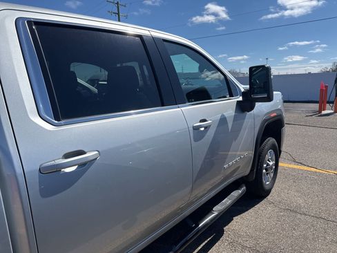 Used 2021 GMC Sierra 2500 SLE image 21