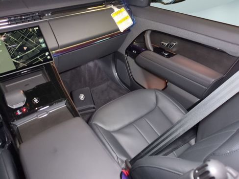 New 2026 Land Rover Range Rover Sport SE AWD/4WD image 27