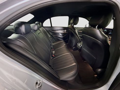 Used 2021 Mercedes-Benz E 350 Sedan image 27