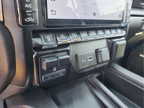 Used 2022 GMC Sierra 2500 AT4 w/ AT4 Preferred Package AWD/4WD image 45