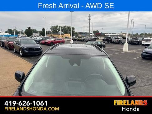Used 2022 Ford Edge SE w/ Black Appearance Package AWD/4WD image 9