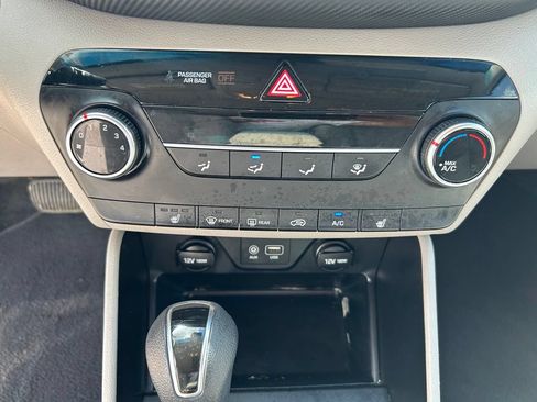 Used 2019 Hyundai Tucson Value AWD/4WD image 14