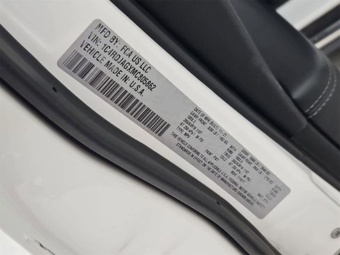 Used 2021 Dodge Durango SXT image 36