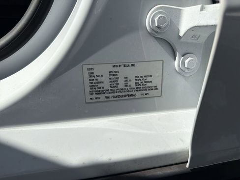 Used 2023 Tesla Model Y Long Range image 29