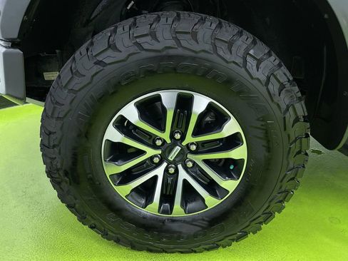 Used 2019 Ford F150 Raptor w/ Equipment Group 802A Luxury image 14