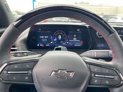 Certified 2025 Chevrolet Traverse RS w/ LPO, Floor Liner Package image 11