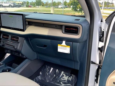 Used 2026 Ford Maverick Lariat AWD/4WD image 15