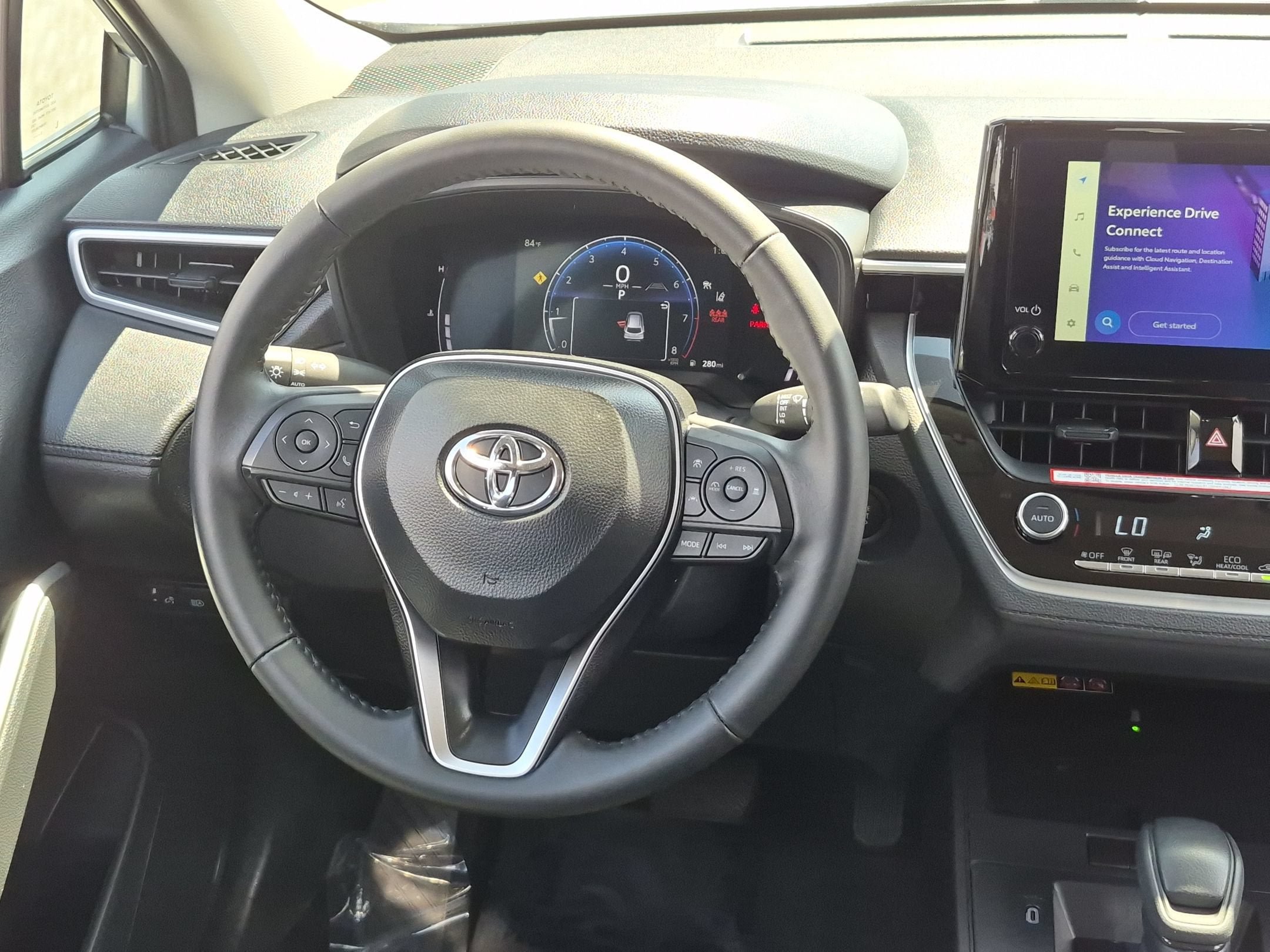 Used 2026 Toyota Corolla Cross LE FWD image 11