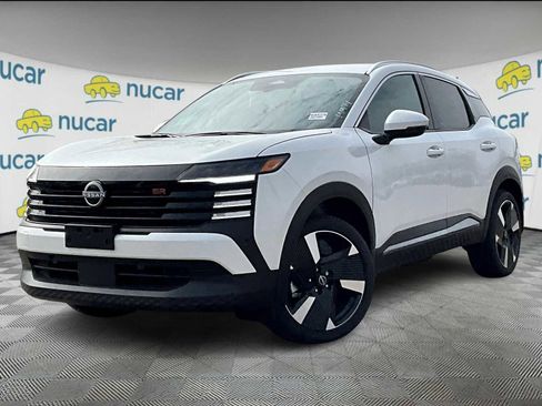 New 2025 Nissan Kicks SR image 4