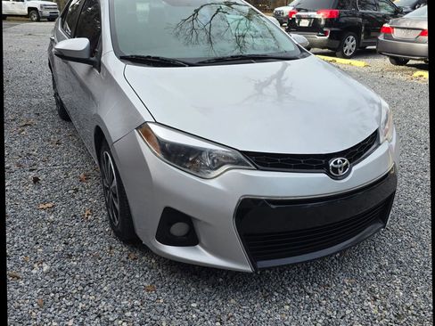 Used 2014 Toyota Corolla S FWD image 3