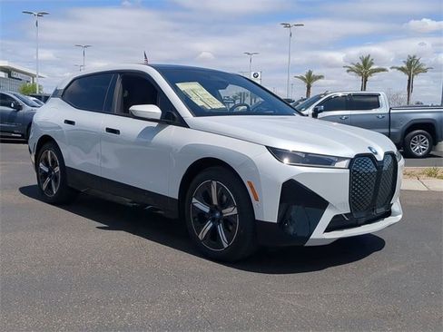 New 2025 BMW iX xDrive50 image 4