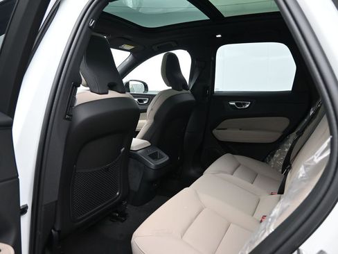 New 2026 Volvo XC60 B5 Plus w/ Climate Package image 24