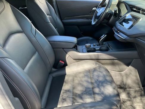 Used 2020 Cadillac XT4 Sport w/ Driver Awareness Package image 20