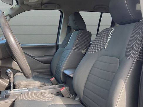 Used 2017 Nissan Frontier PRO-4X AWD/4WD image 25