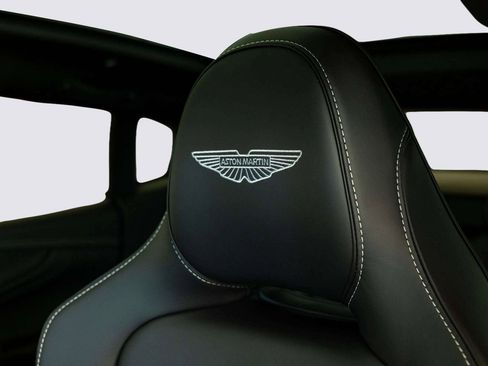 New 2026 Aston Martin DBX 707 image 17
