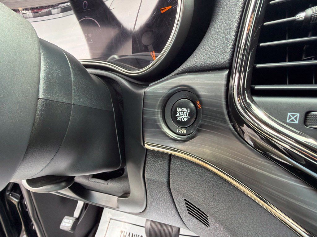 Used 2021 Jeep Grand Cherokee Limited X AWD/4WD image 32