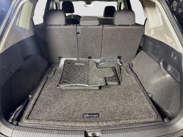 Certified 2024 Volkswagen Tiguan S AWD/4WD image 28