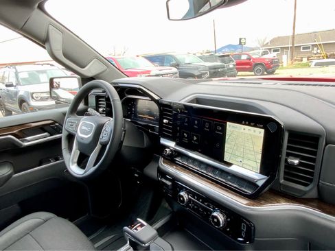 New 2026 GMC Sierra 1500 Elevation image 44