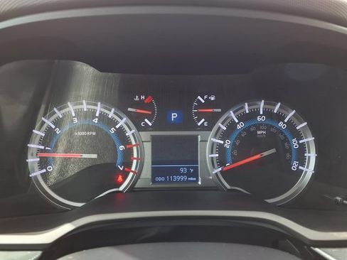 Used 2017 Toyota 4Runner TRD Off-Road Premium w/ Convenience Package AWD/4WD image 10