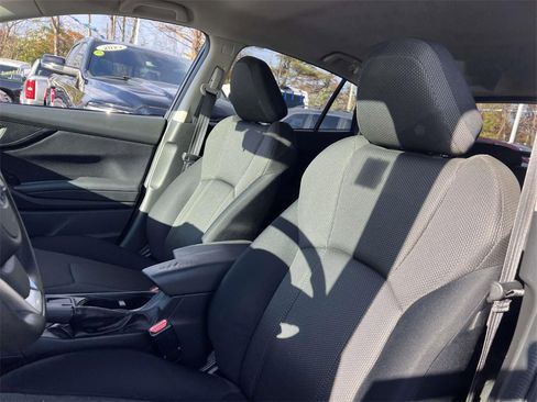 Used 2019 Subaru Crosstrek 2.0i w/ Eyesight System image 13