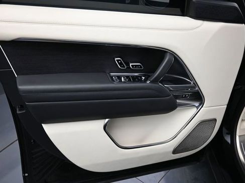 Used 2024 Land Rover Range Rover Autobiography AWD/4WD image 14