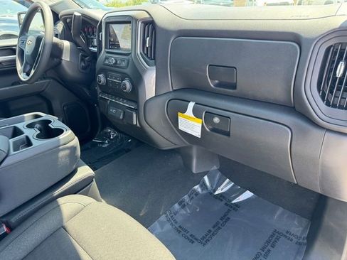 New 2026 Chevrolet Silverado 1500 Custom RWD image 6