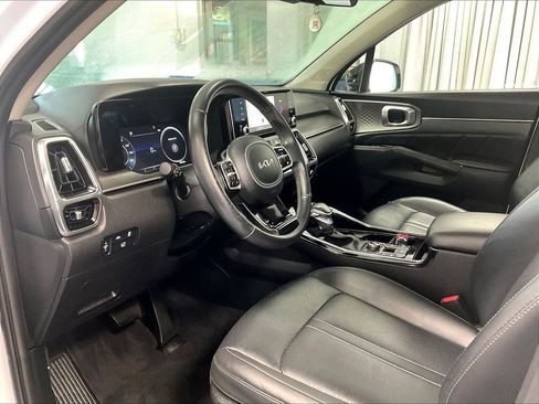 Used 2023 Kia Sorento SX AWD/4WD image 8