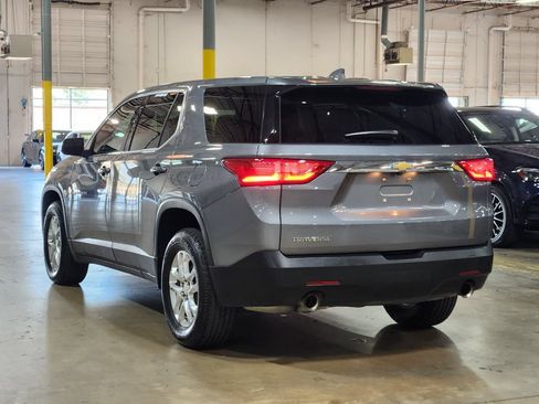 Used 2021 Chevrolet Traverse LS w/ LPO, Floor Liner Package FWD image 17