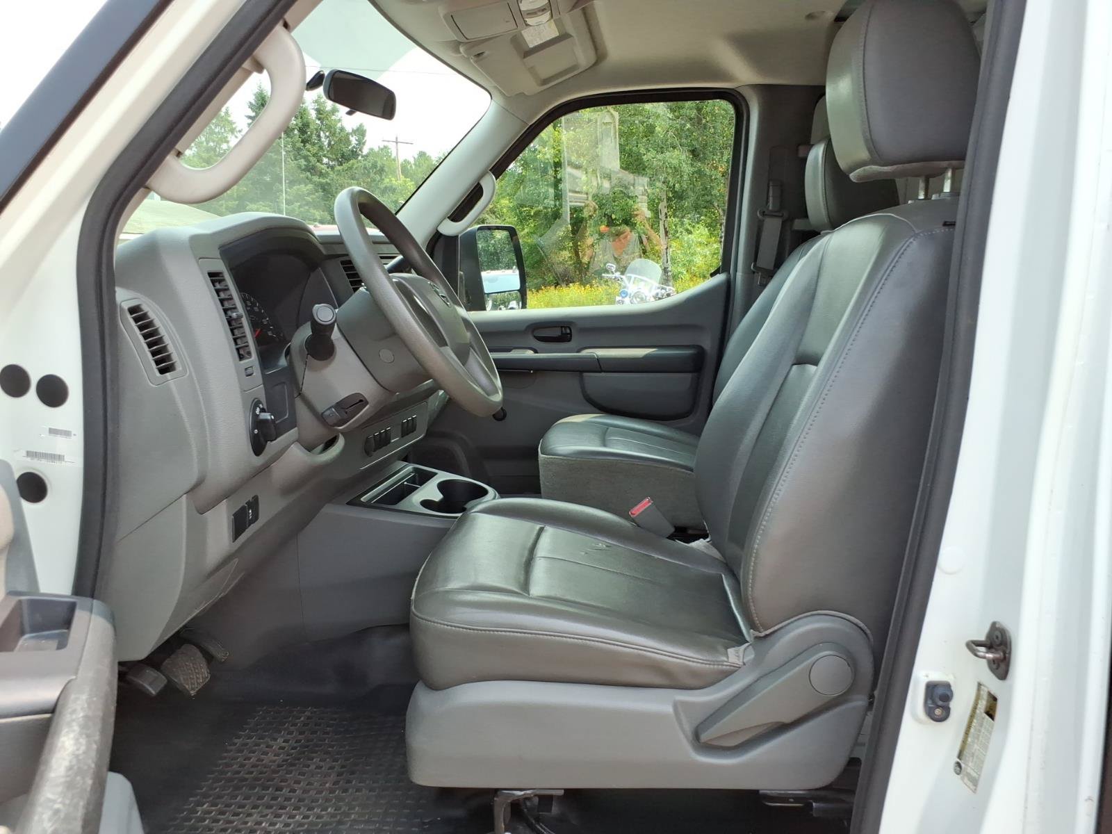 Used 2012 Nissan NV 1500 S w/ Side Curtain Airbag Pkg RWD image 10