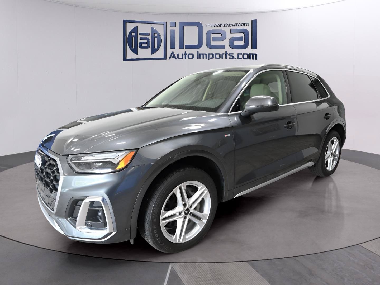 Used 2023 Audi Q5 e Premium Plus AWD/4WD image 1