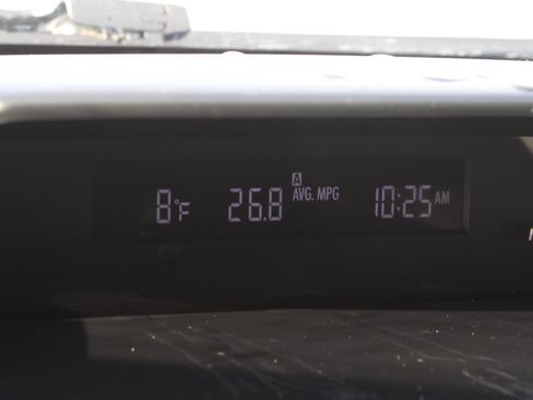 Used 2019 Subaru Crosstrek 2.0i Premium image 11