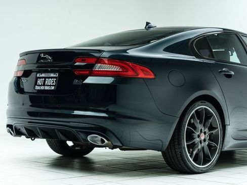 Used 2015 Jaguar XF Sport image 14