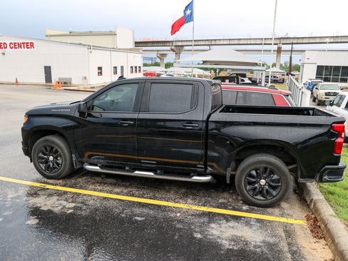 Used 2024 Chevrolet Silverado 1500 Custom image 9