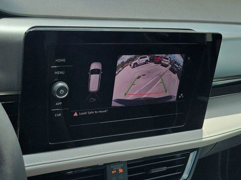 New 2026 Volkswagen Taos S FWD image 10