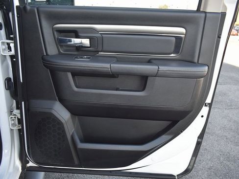 Used 2018 RAM 1500 Sport image 43