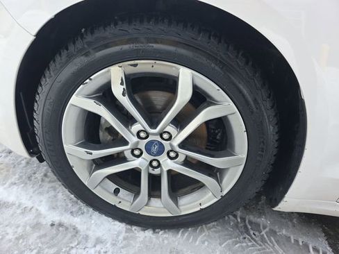 Used 2019 Ford Fusion Titanium image 10