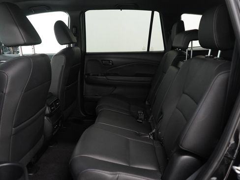 Used 2024 Honda Passport EX-L image 14