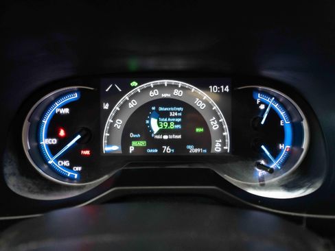 Certified 2023 Toyota RAV4 XLE Premium AWD/4WD image 17