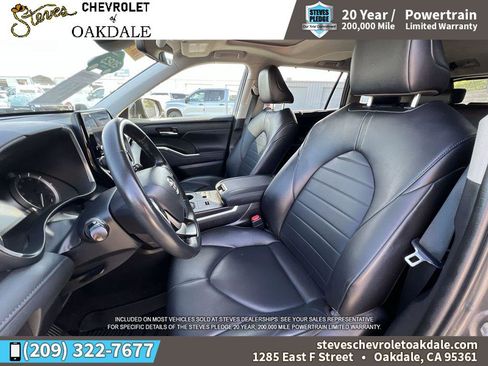 Used 2023 Toyota Highlander XLE image 24