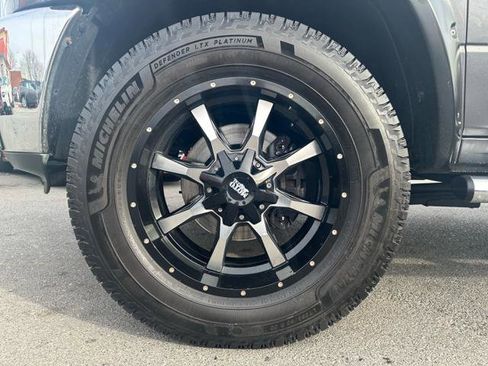 Used 2016 RAM 2500 Tradesman w/ Chrome Appearance Group image 24