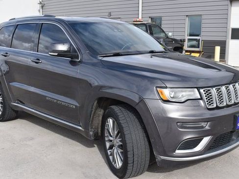Used 2017 Jeep Grand Cherokee Summit w/ Platinum Series Group image 3