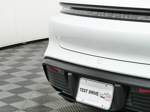 Certified 2025 Porsche Taycan 4S AWD/4WD image 40