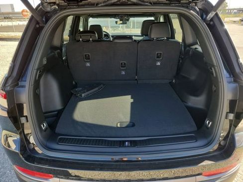 New 2026 Jeep Grand Cherokee Altitude image 6