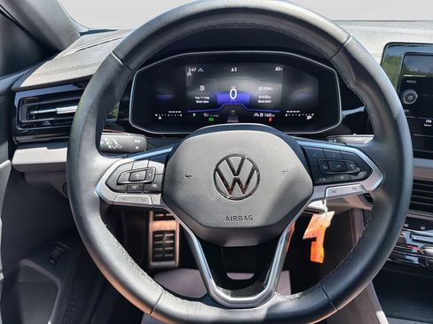 Used 2025 Volkswagen Jetta Sport FWD image 19