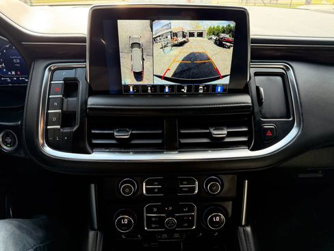 Used 2022 Chevrolet Tahoe LT w/ Luxury Package AWD/4WD image 23