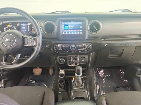 Used 2022 Jeep Wrangler Unlimited Sport AWD/4WD image 32